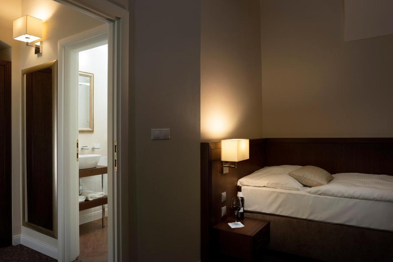 Hotel Ambassador Košice Εξωτερικό φωτογραφία